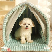 Kennel Winter Warm Small Dog House - Cozy and Closed